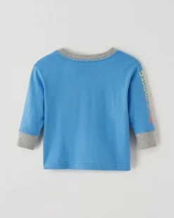 Baby Play Graphic T-Shirt -Apinxe Style https3A2F2Fwww.roots .com2Fdw2Fimage2Fv22FBGGS PRD2Fon2Fdemandware.static2F 2FSites roots master catalog2Fdefault2Fdw2781b4612Fimages2F32020194 19C b.jpg3Fsw3D120026sh3D120026sm3Dfit 640x