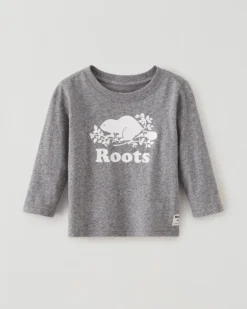 Baby Original Cooper Beaver T-Shirt -Apinxe Style https3A2F2Fwww.roots .com2Fdw2Fimage2Fv22FBGGS PRD2Fon2Fdemandware.static2F 2FSites roots master catalog2Fdefault2Fdw5c7175562Fimages2F32020179 008 a.jpg3Fsw3D120026sh3D120026sm3Dfit 640x