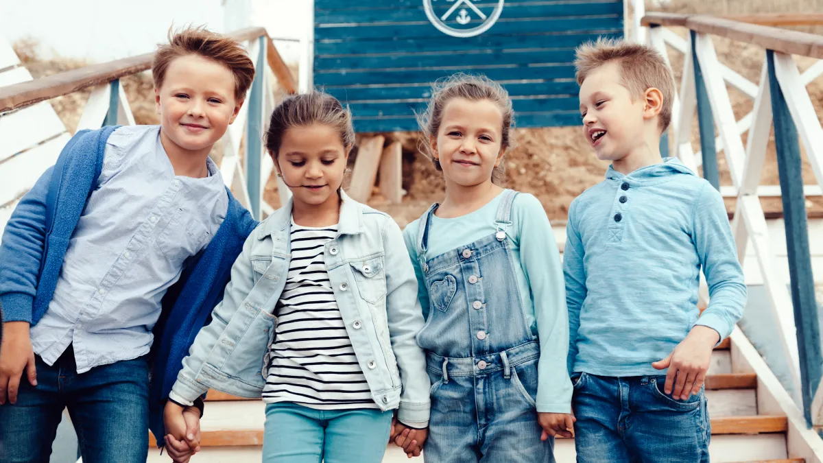 Apinxe Style -Apinxe Style shutterstock 492274939 1